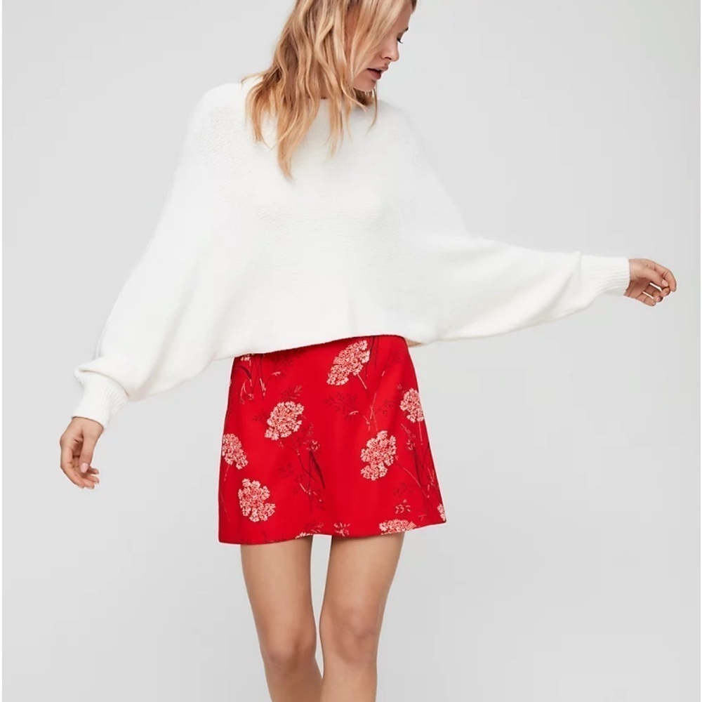 Aritzia Wilfred | XS | Mini Cream Batwing Sweater